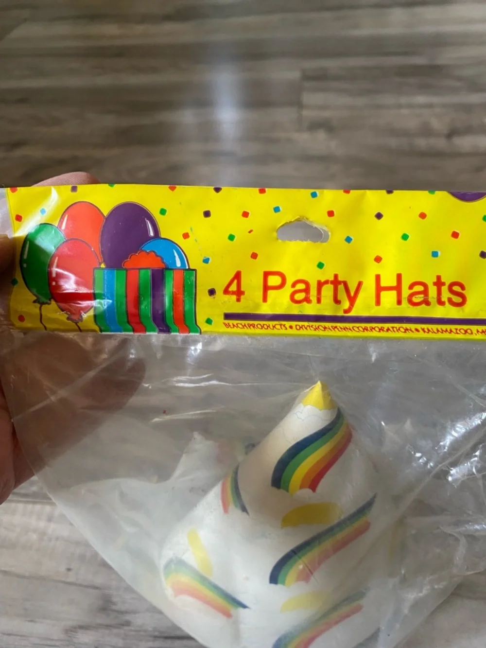New 1990s Party Hats Rainbow 4 Total Vintage Birthday Fashion Art Made in USA - Picture 2 of 5